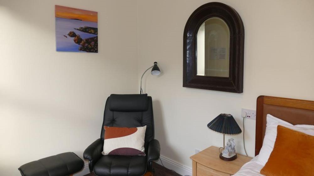 Avonmore House Guest Accommodation Йол Экстерьер фото