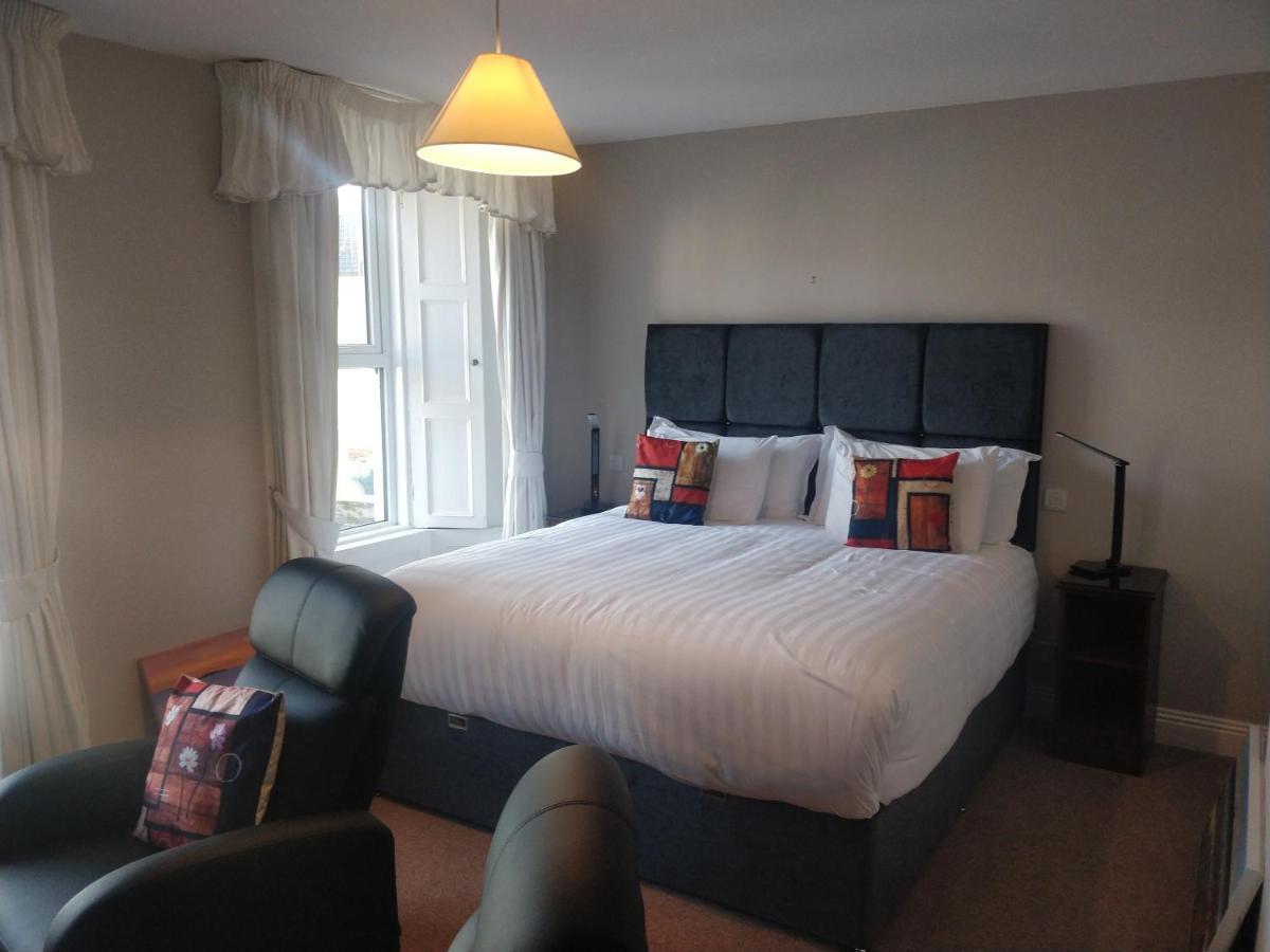 Avonmore House Guest Accommodation Йол Экстерьер фото