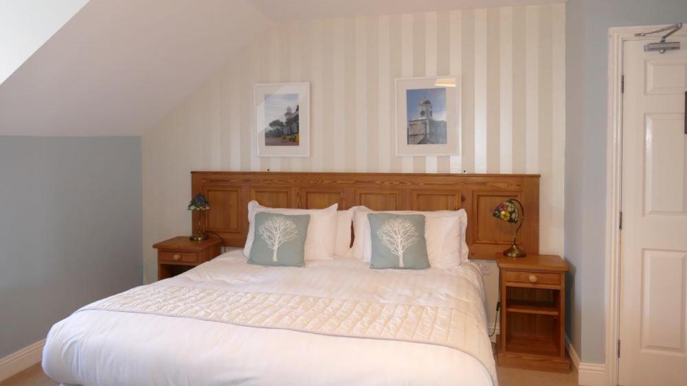 Avonmore House Guest Accommodation Йол Экстерьер фото
