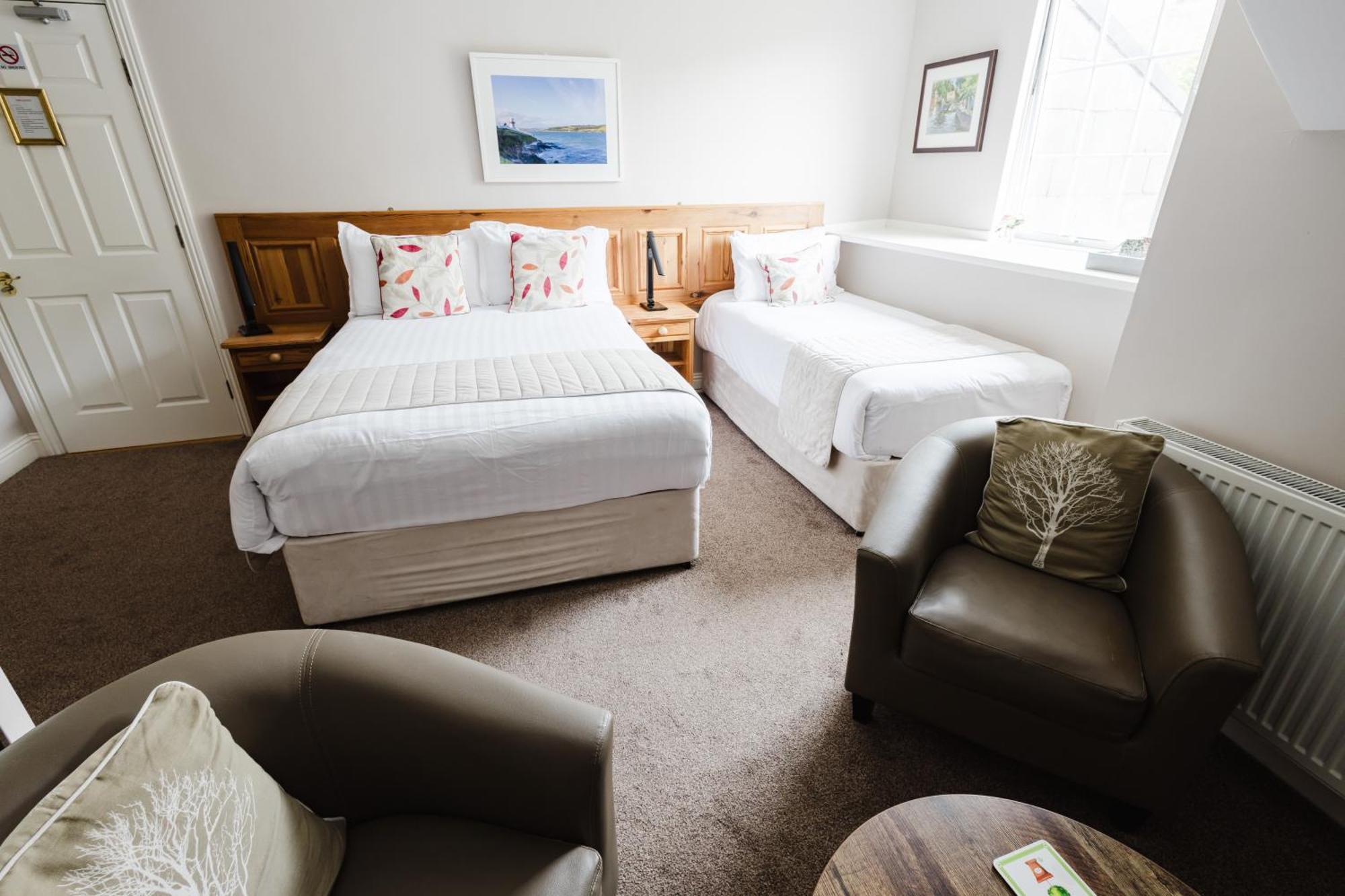 Avonmore House Guest Accommodation Йол Экстерьер фото