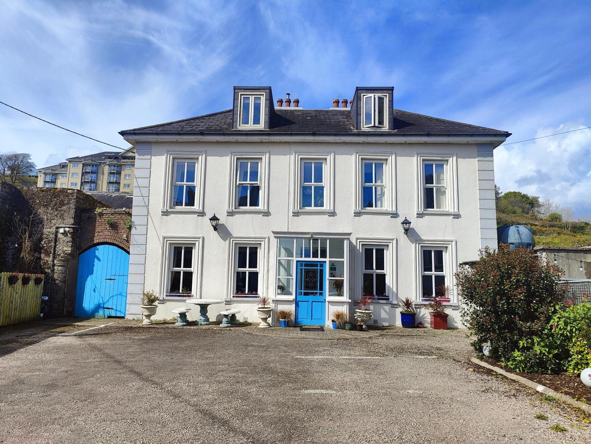 Avonmore House Guest Accommodation Йол Экстерьер фото
